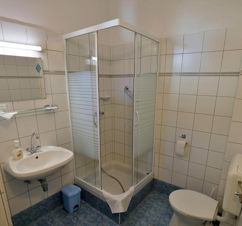 Corvin Hotel Gyor Exterior photo